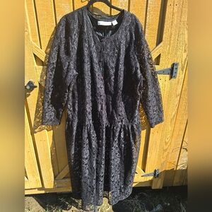 Elegant Black Lace Dress